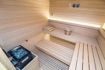 Merchants Crown Suites And Spa 布拉格